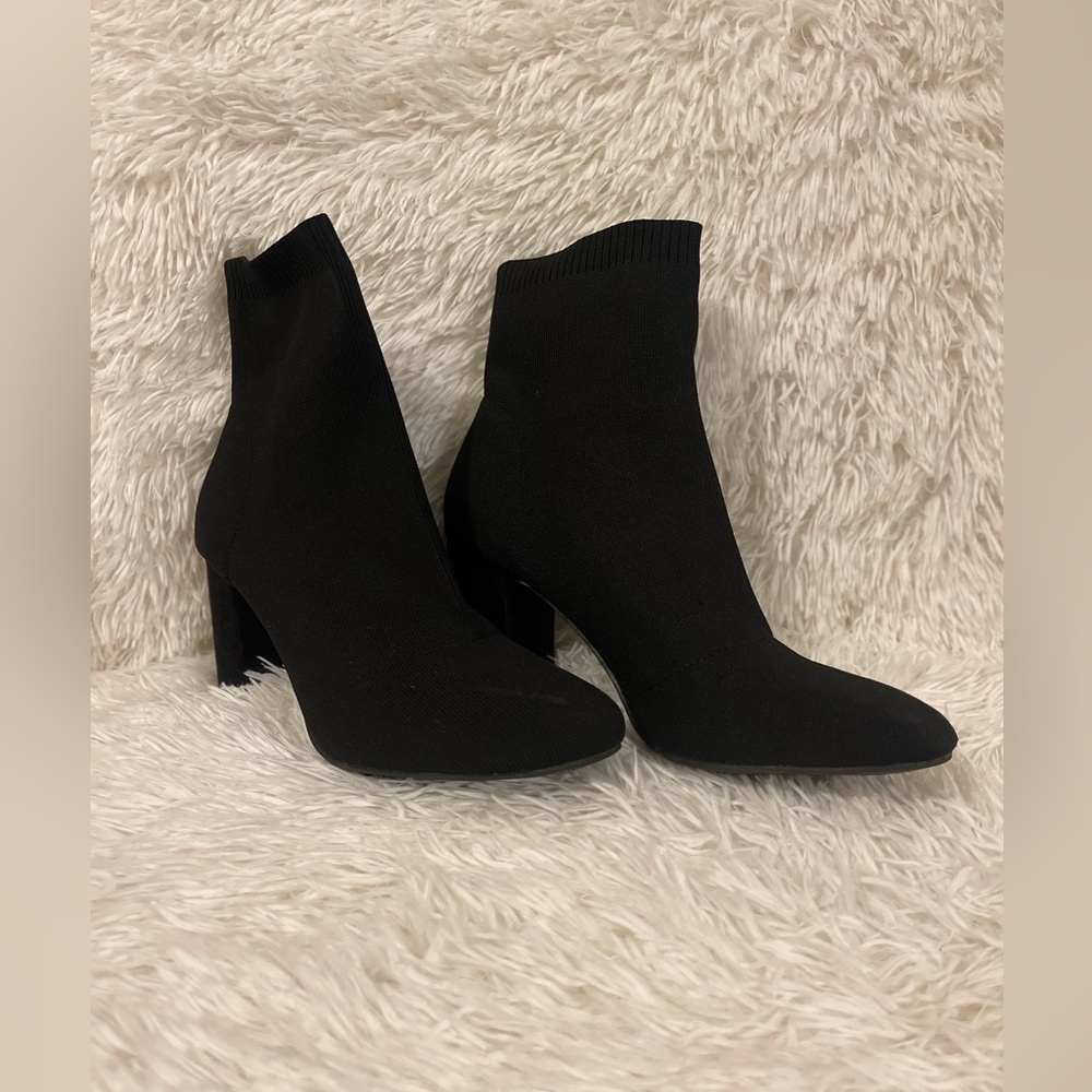 MIA Erika Bootie Size 11